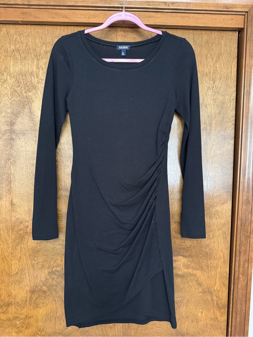 Tildon Black Long-Sleeve Ruched Sheath Dress